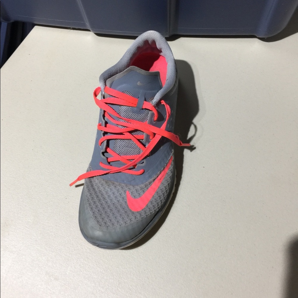 Nike running shoes - Picture 2 of 4